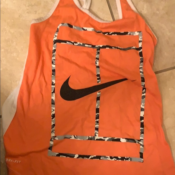 Nike tank - Picture 1 of 2